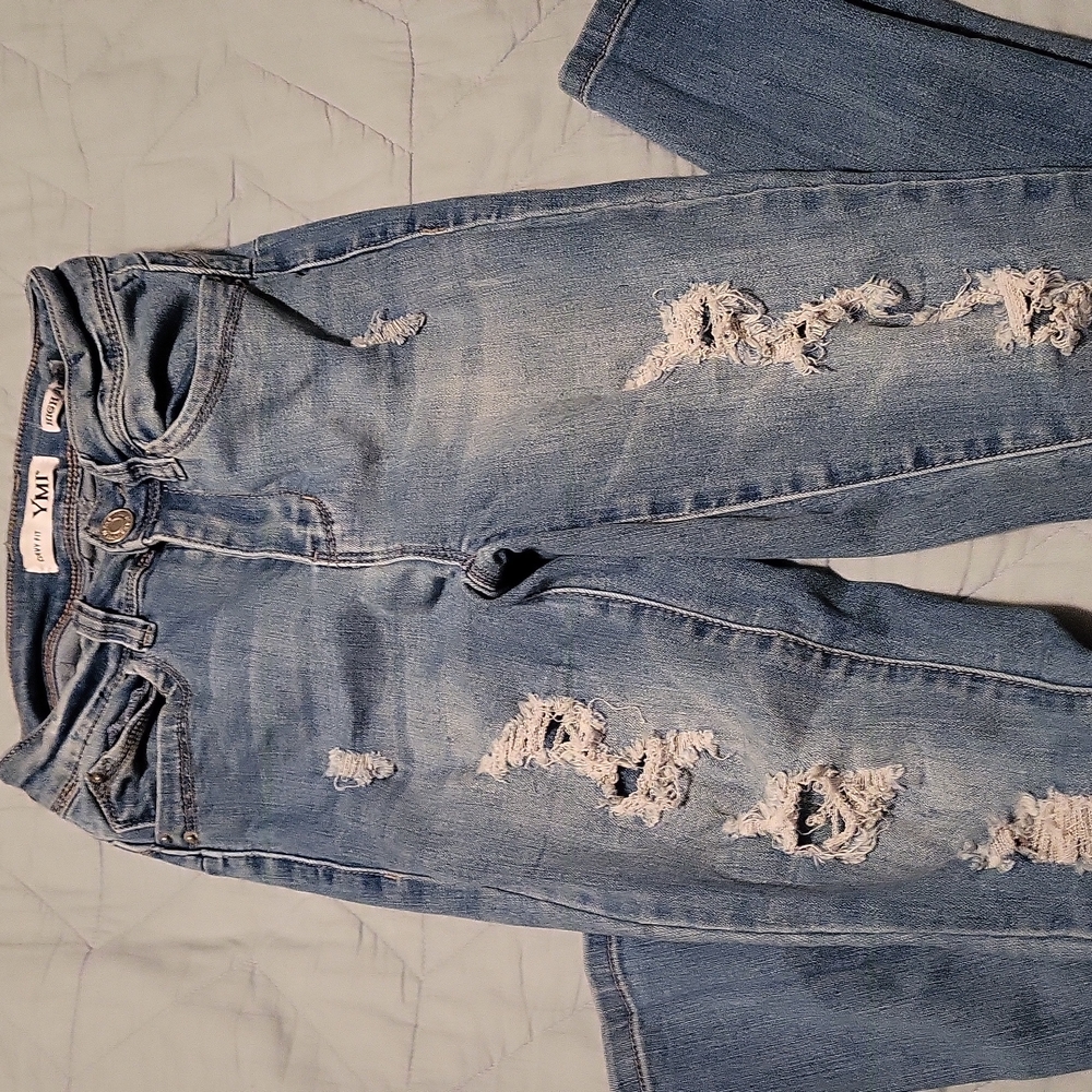 Curvy Fit YMI High Rise Ripped Jeans Size 0